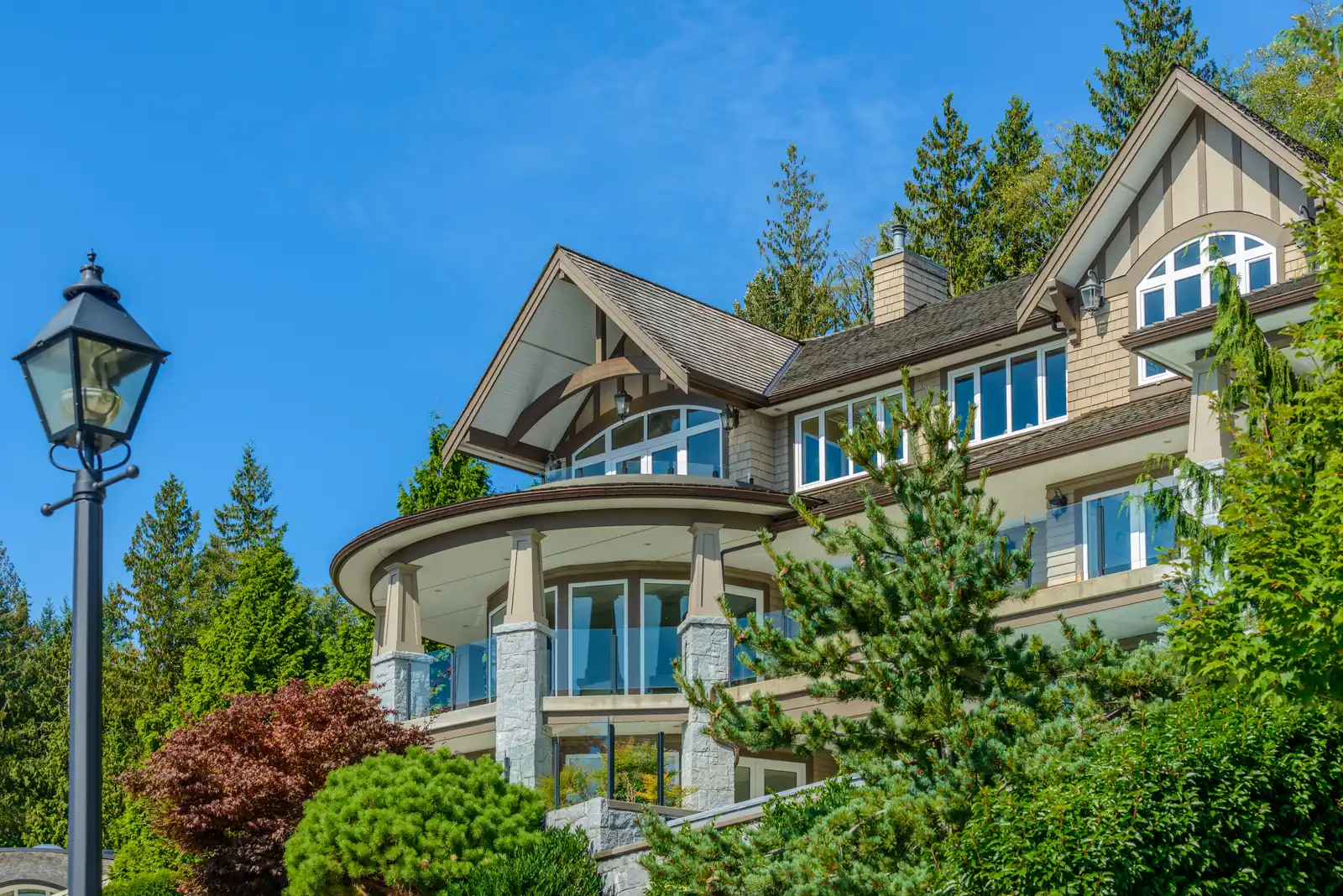 Property title search and examination in Idaho