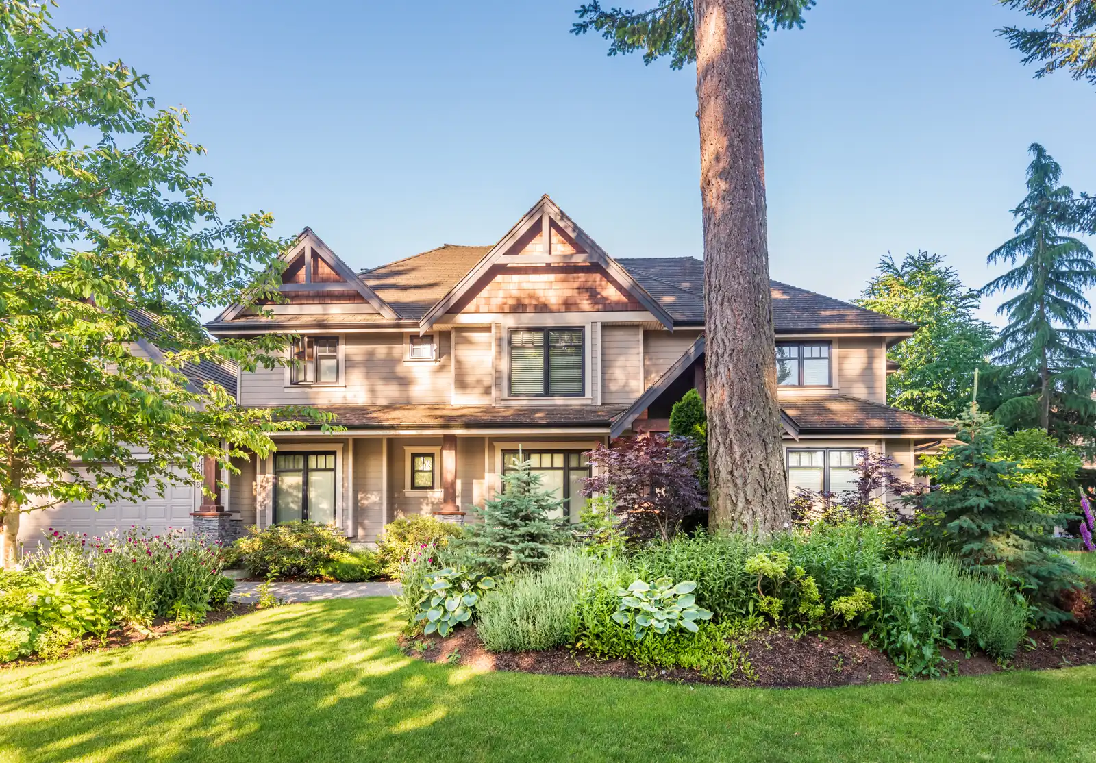 Home buyers and sellers reviewing closing cost responsibilities in Pocatello, Idaho