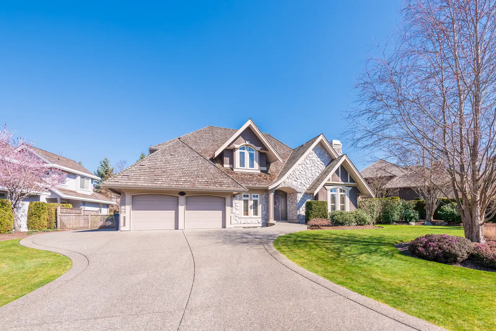 Real estate escrow process in Eagle, Idaho