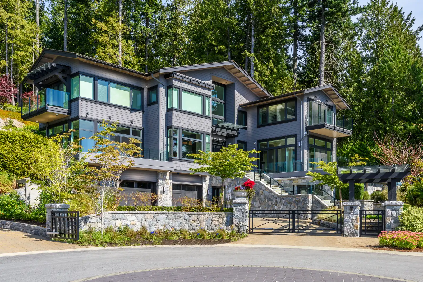 Property title search and examination in Pocatello, Idaho