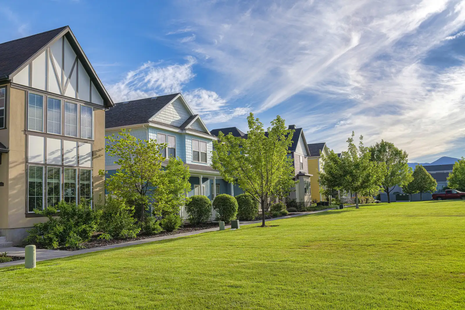 Home buyers and sellers reviewing closing cost responsibilities in Coeur D Alene, Idaho